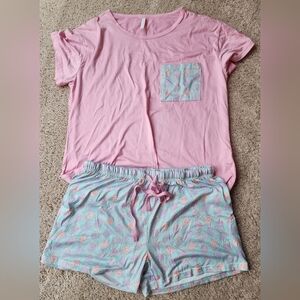 Like new (worn 1 time) Simply Southern PJ set